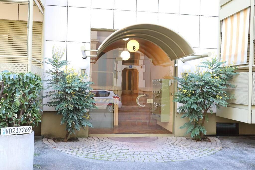 Comfortable, Very Well Located Between Train Station And Lake! Lausanne Eksteriør billede