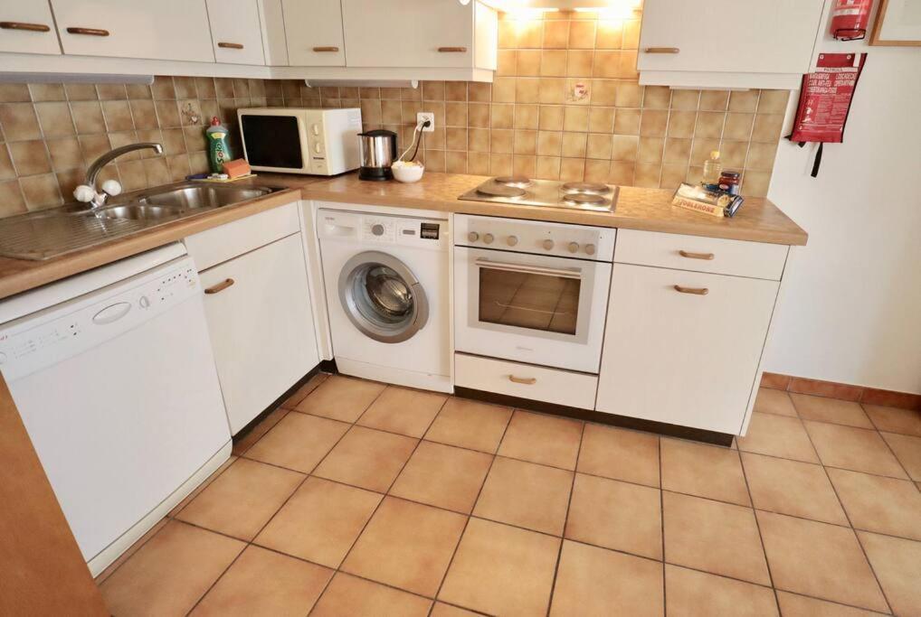 Comfortable, Very Well Located Between Train Station And Lake! Lausanne Eksteriør billede