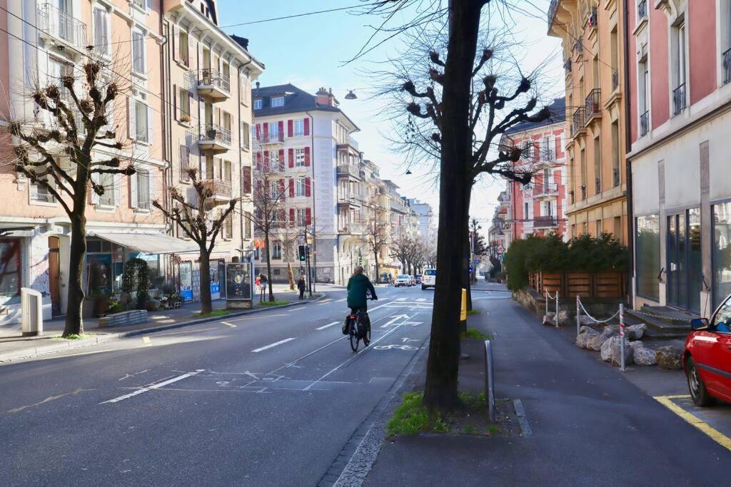 Comfortable, Very Well Located Between Train Station And Lake! Lausanne Eksteriør billede
